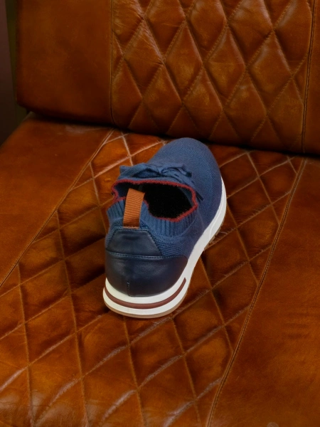 Men’s Lightweight Knit Sneakers