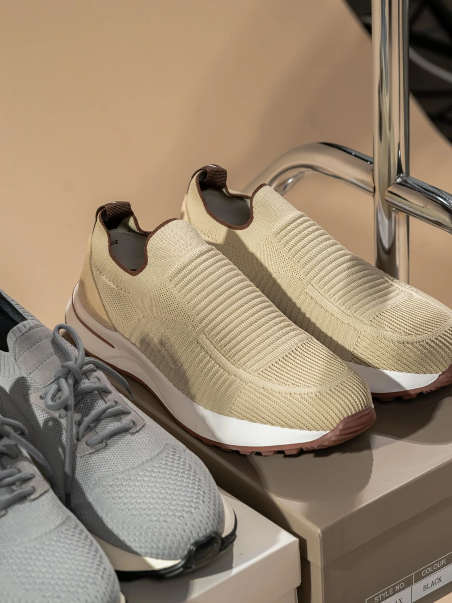 Men’s Lightweight Knit Sneakers