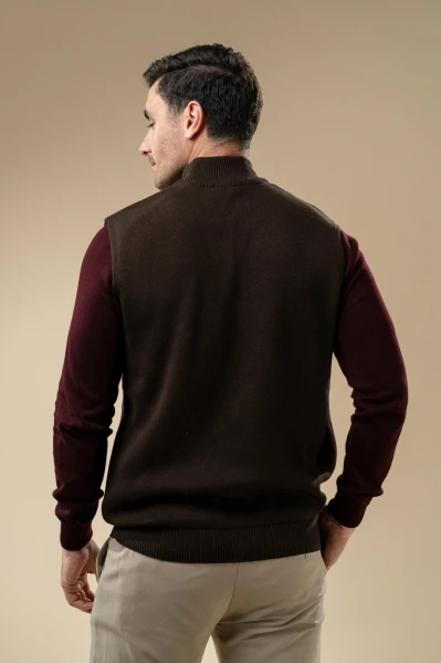 Men’s Knit Zip-Up Sleeveless Vest