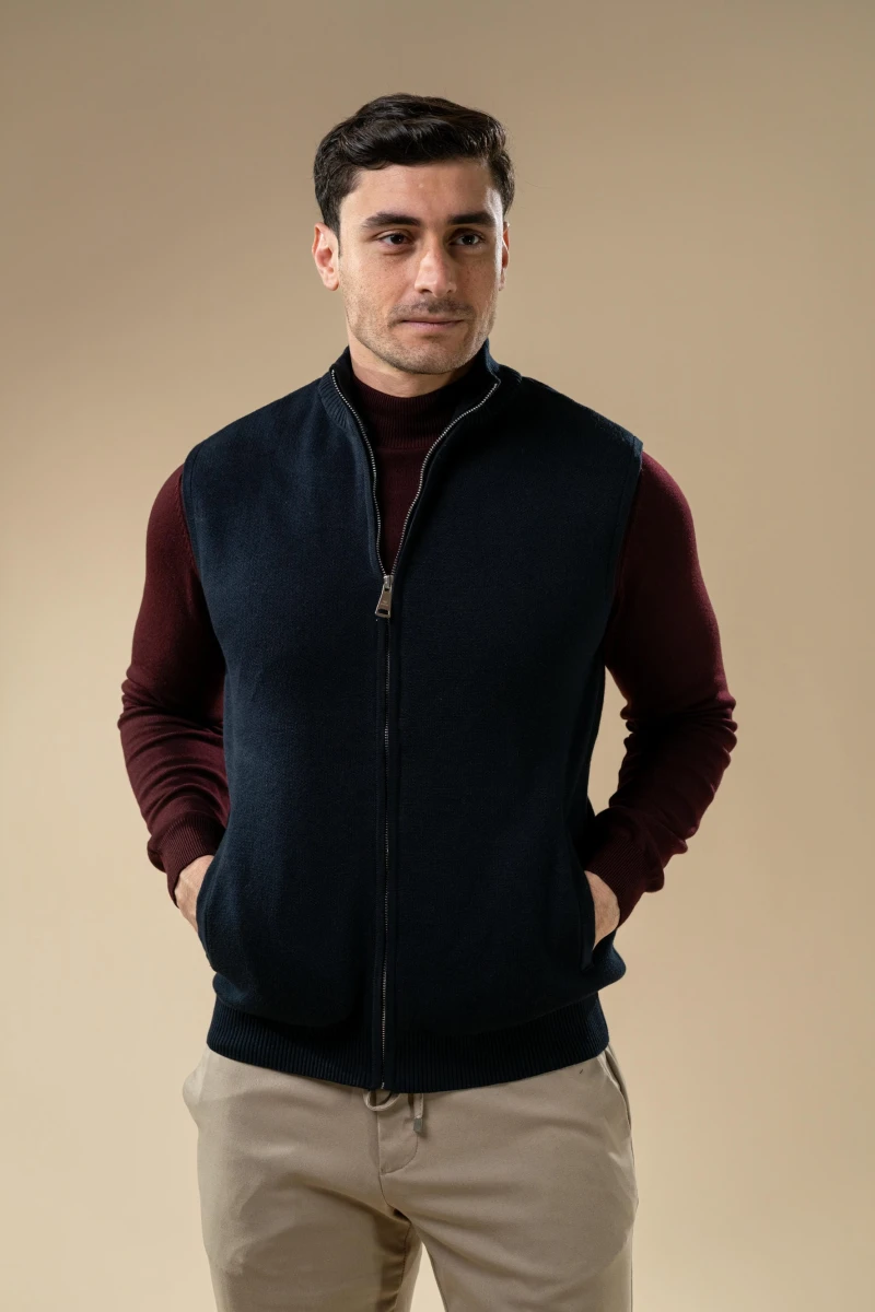 Men’s Knit Zip-Up Sleeveless Vest