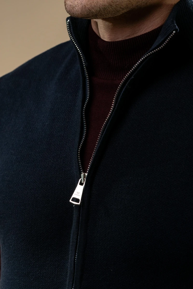 Men’s Knit Zip-Up Sleeveless Vest